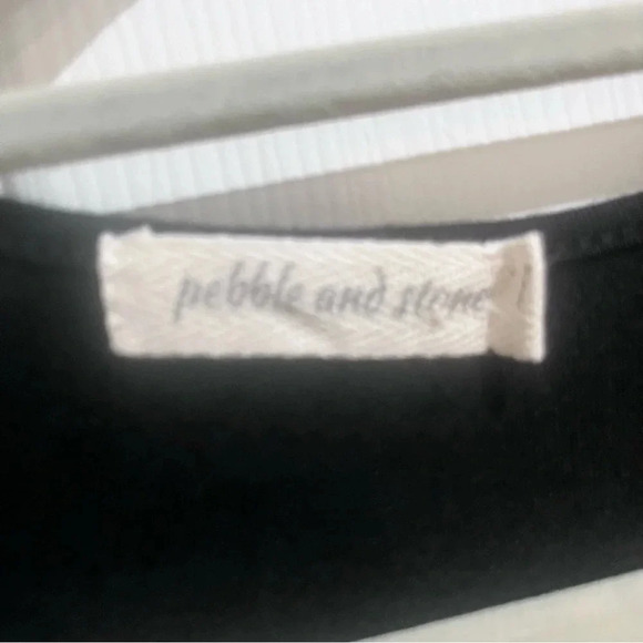 Pebble and stone elegant top - Picture 2 of 4